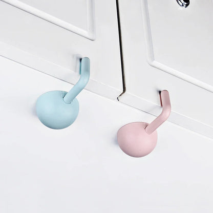 Verrou Bébé Anti-Pincement – Sécurité Tiroirs & Placards